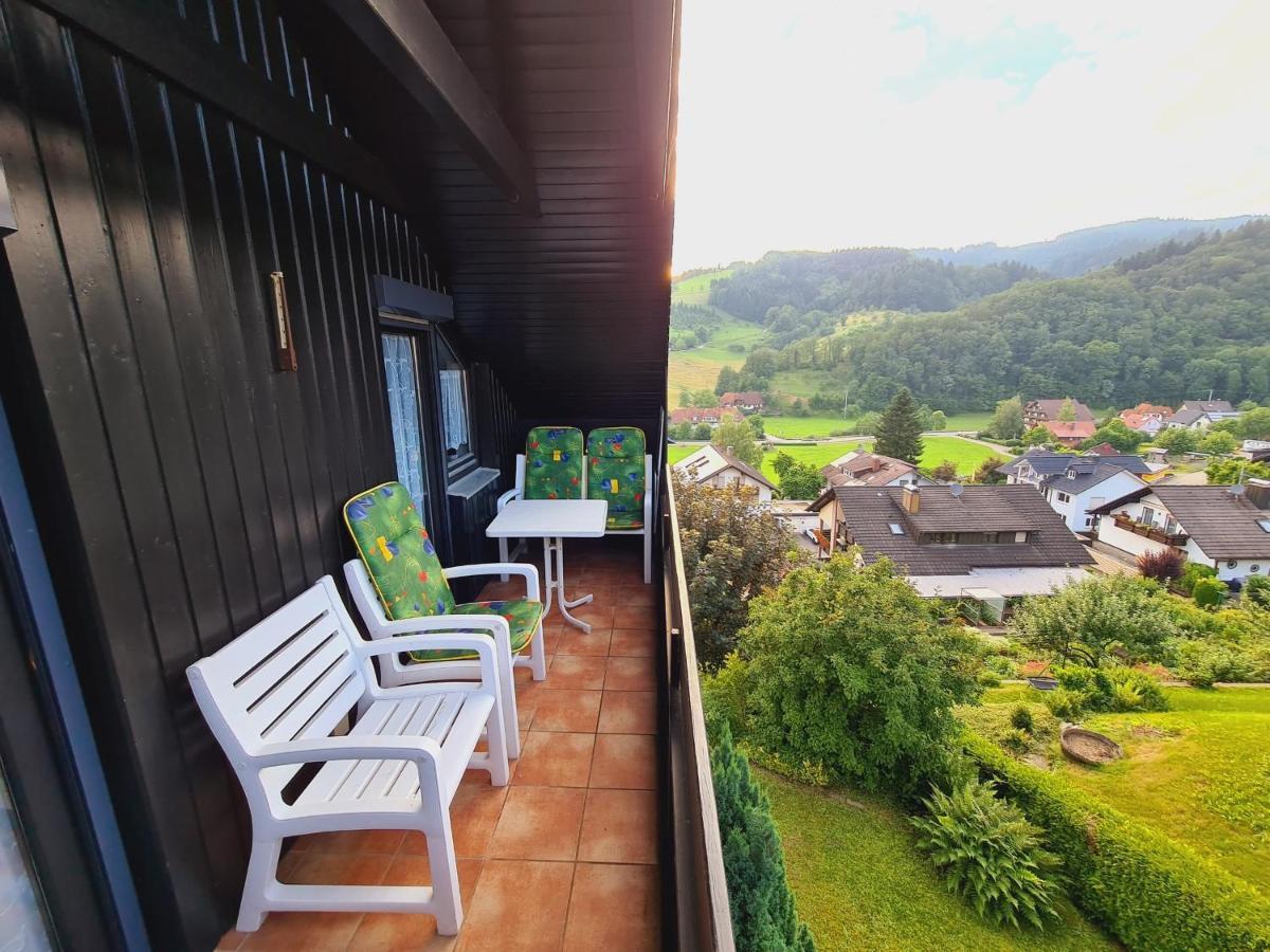Ferienwohnung Mit Komfort Oberharmersbach Exterior photo